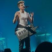 Charlie Puth Live