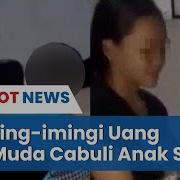 Ibu Cabuli Aanak Baju Biru