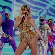 Taylor Swift And Halsey Lose It Over Selena Gomez S Amas Performance