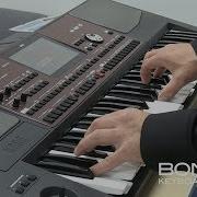 Korg Pa 700