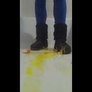 Uggs Crush Egg