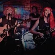 Monalisa Twins