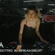 Electro Breakbeat