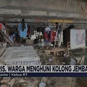 Kolong Jembatan Viral