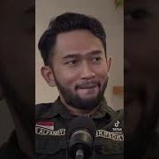 Video Cowok Ganteng Coli