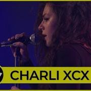 Grins Live Charli Xcx