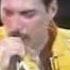 Freddie Mercury Vs Crowd