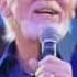 Kenny Rogers Love The World Away Live Subtitulos