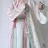 这套汉服的配色也太好看了吧 适合春天郊游穿 汉服 Fashion 马面裙 Hanfu Beautiful Clothes Hanfudress Horse Scarf Dress