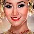 This Famous Actress Married The Most Handsome Prince Of Bali Here S How Their Fate Turned Out